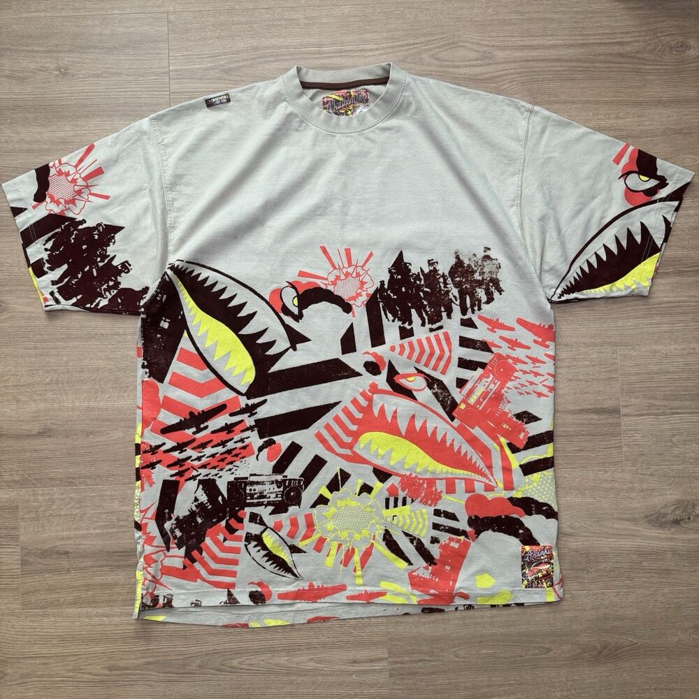 Vintage Y2K Akademiks 3XL AOP All Over Print Graphic Streetwear T-Shirt Cream - Picture 9 of 9